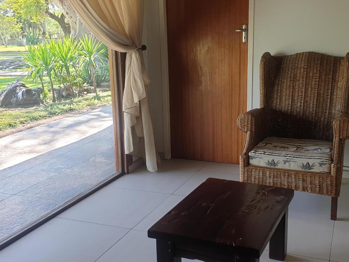 La Rochelle Lodge Namibia Цумеб Экстерьер фото